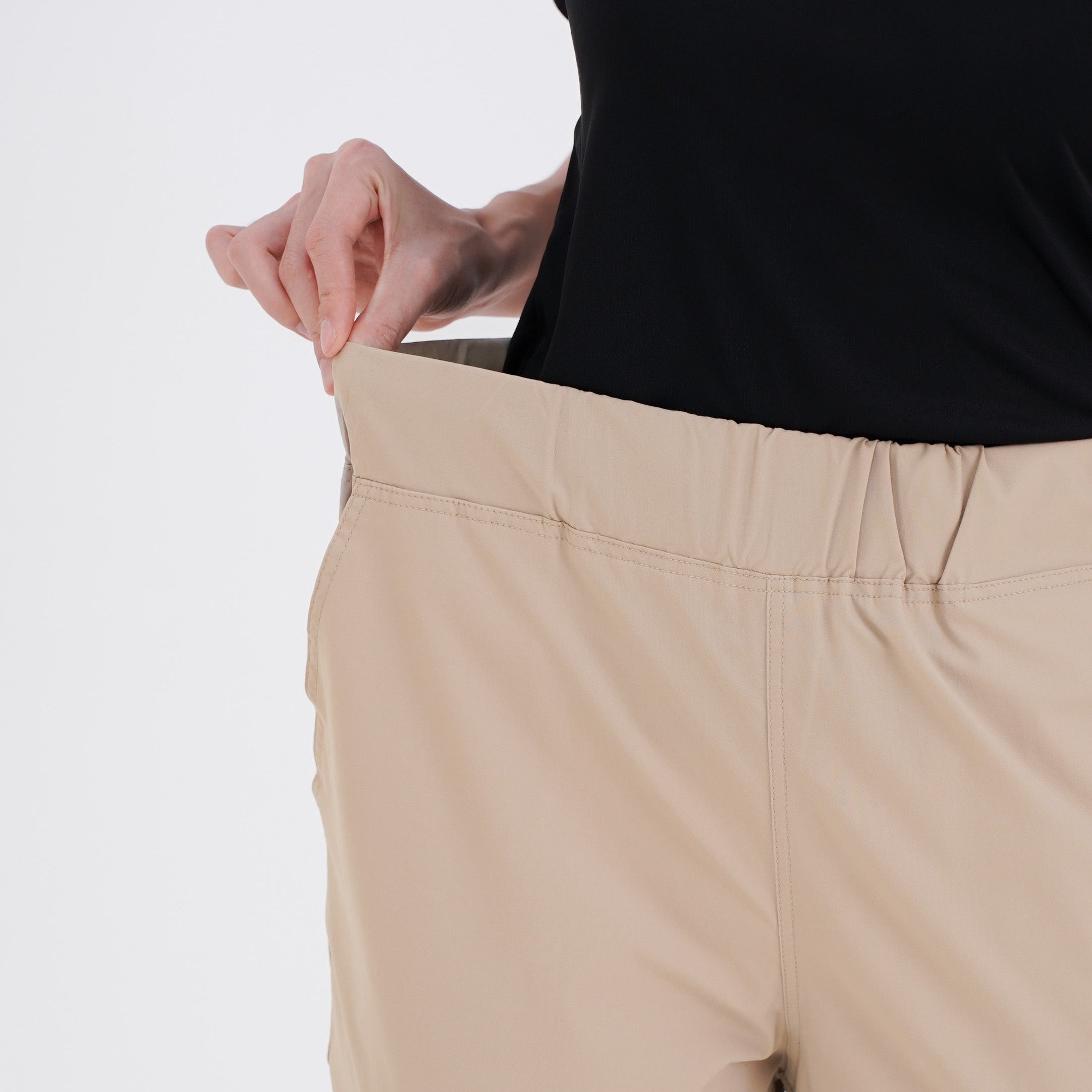 Women Motion Jogger Pants