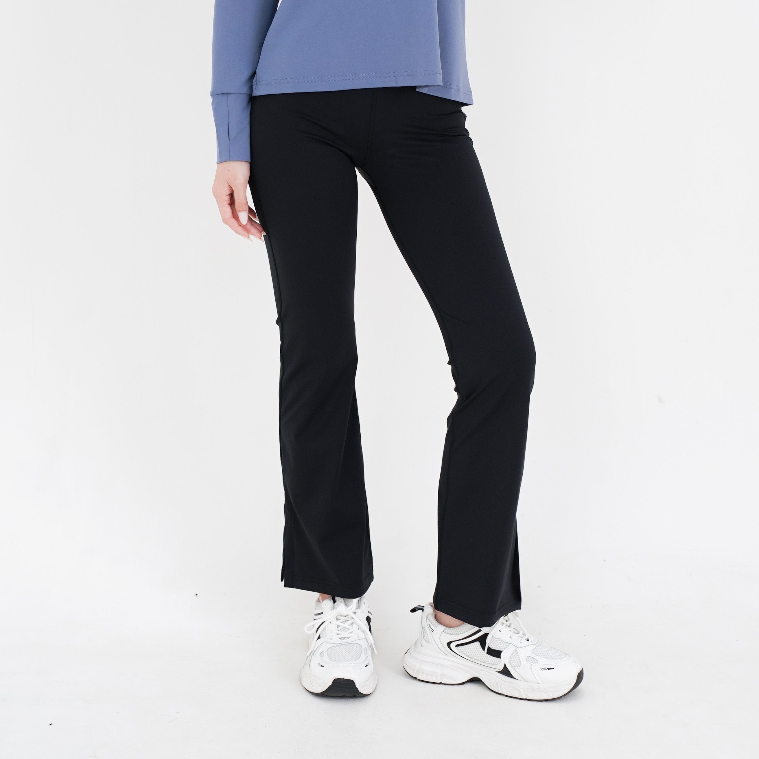 Women Flow Flare Leggings