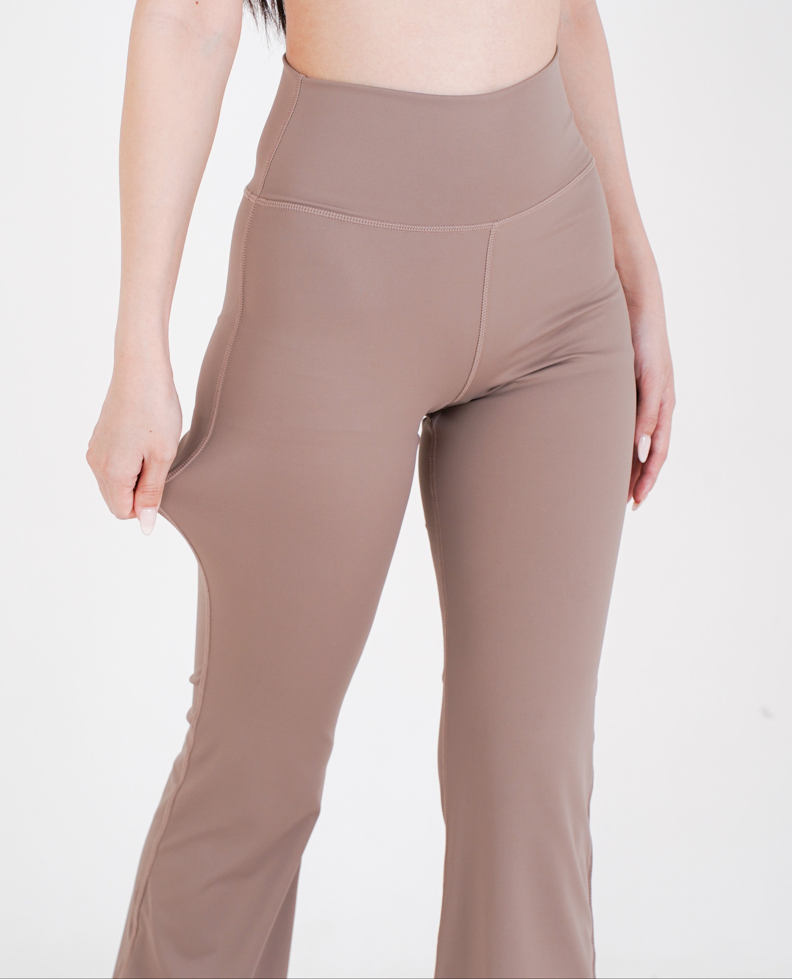 Women Flow Flare Leggings