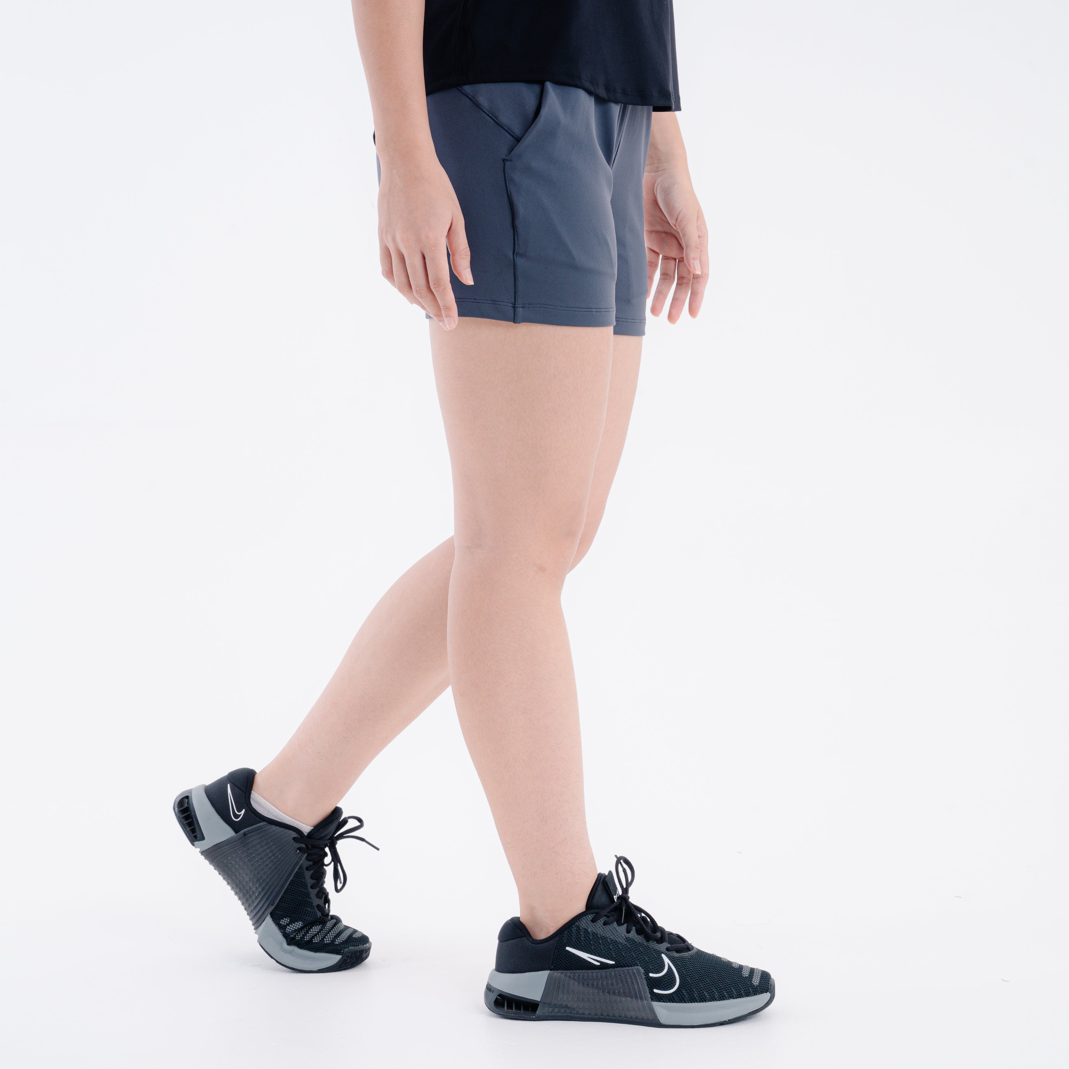Women Move Shorts