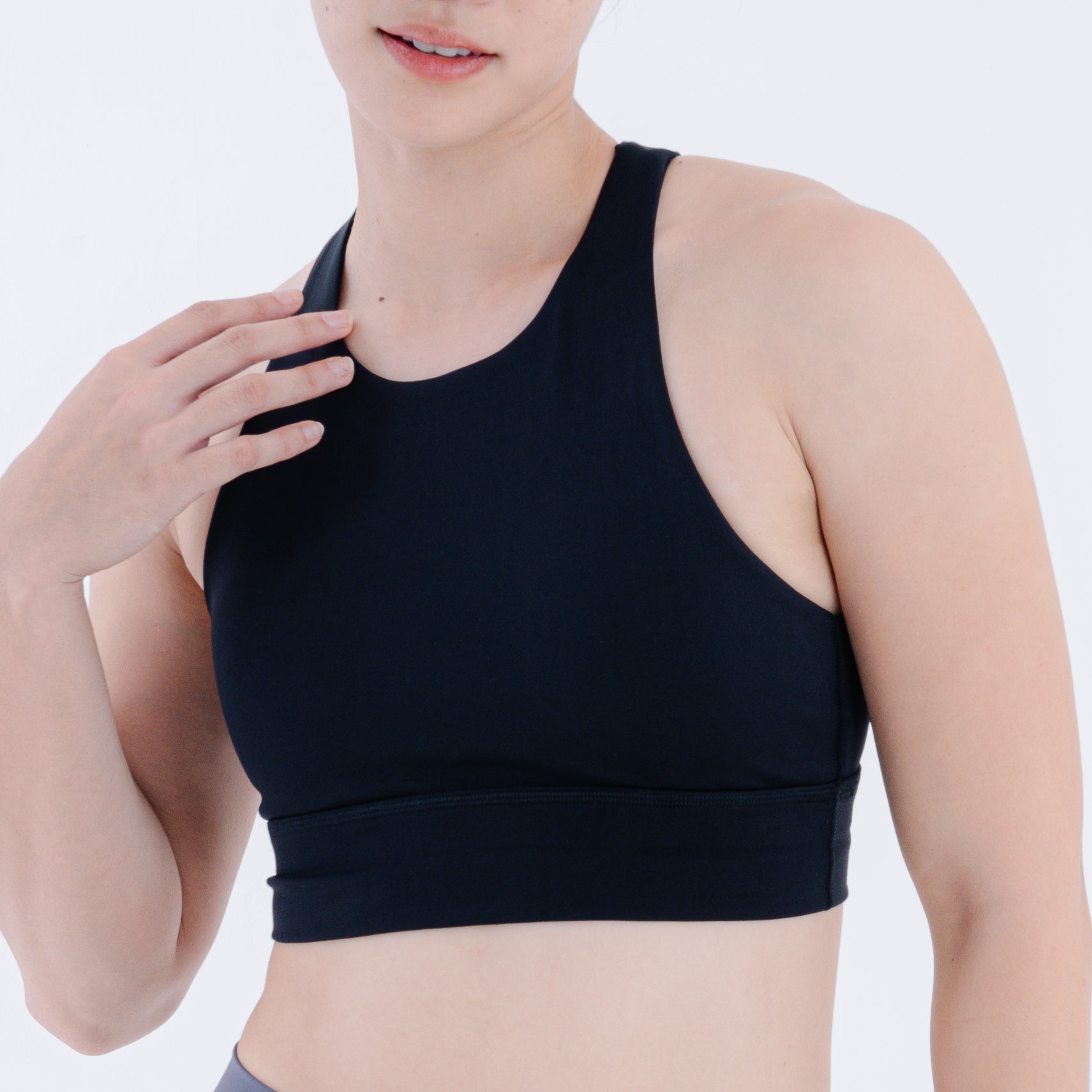 Women Elevate Sports Bra