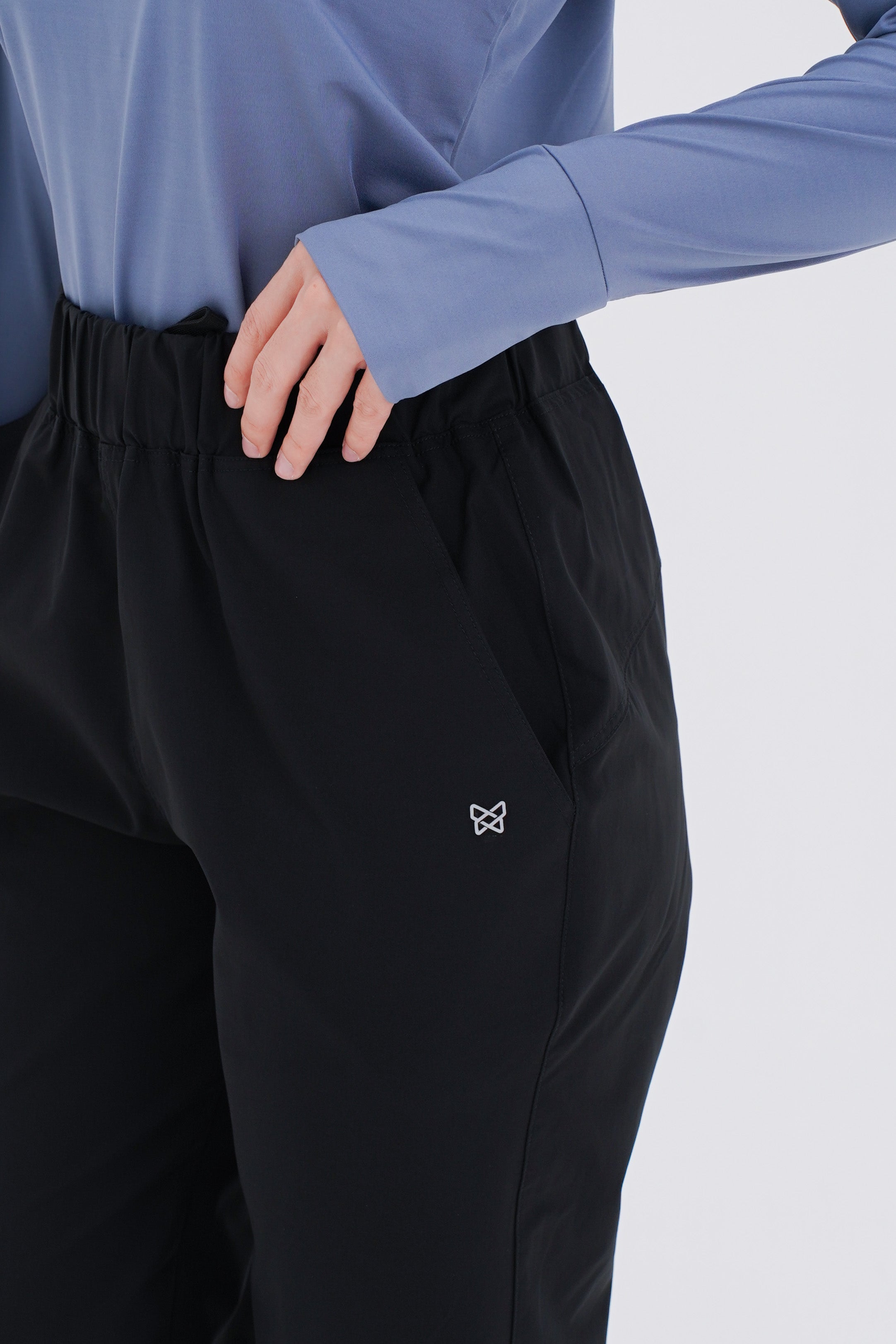 Women Motion Jogger Pants