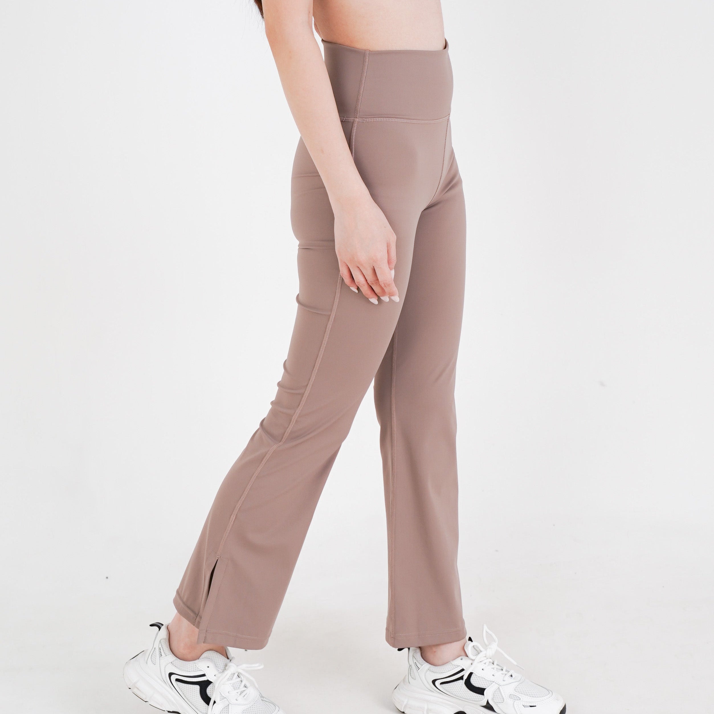 Women Flow Flare Leggings